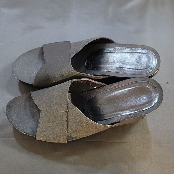 DONALD J PLINER CRISS-CROS STRAP ROUND OPEN TOE SANDAL - Picture 7 of 15